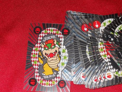 Club Nintendo - Platinum Playing Cards (5)